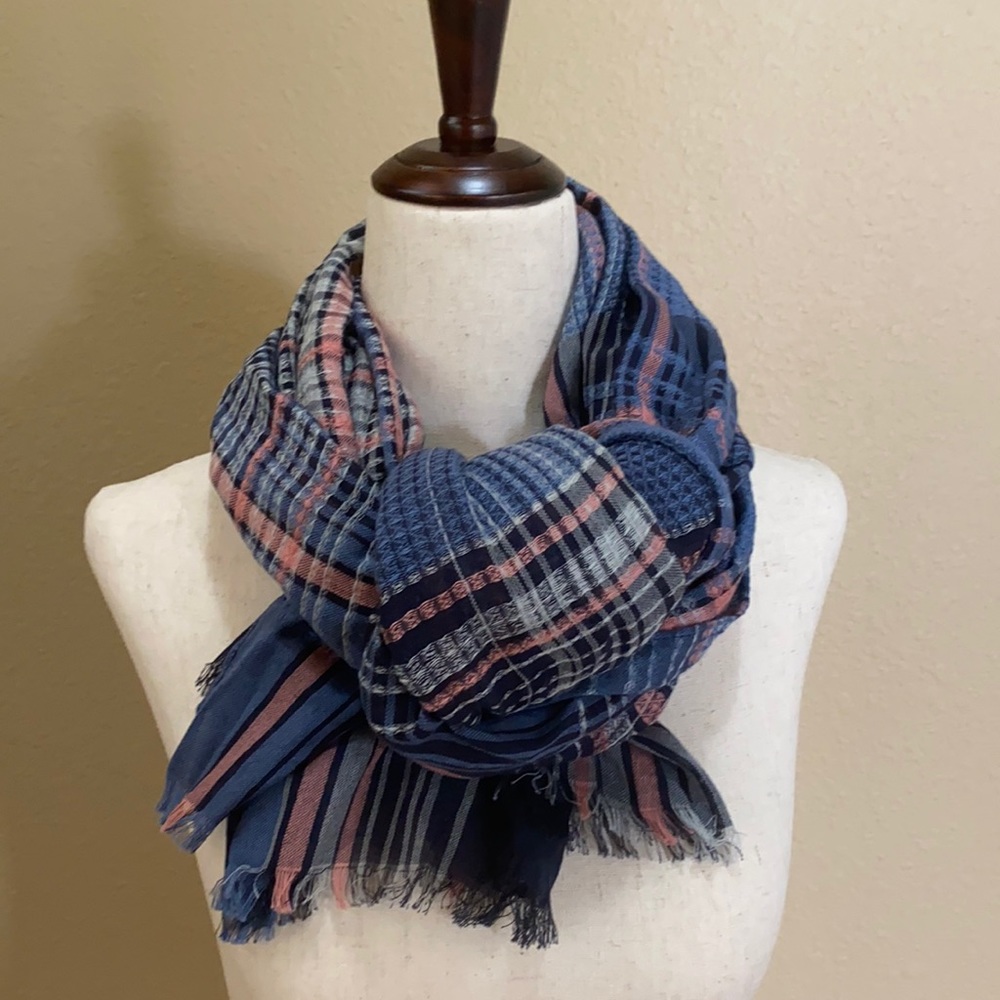 Scarf😊
